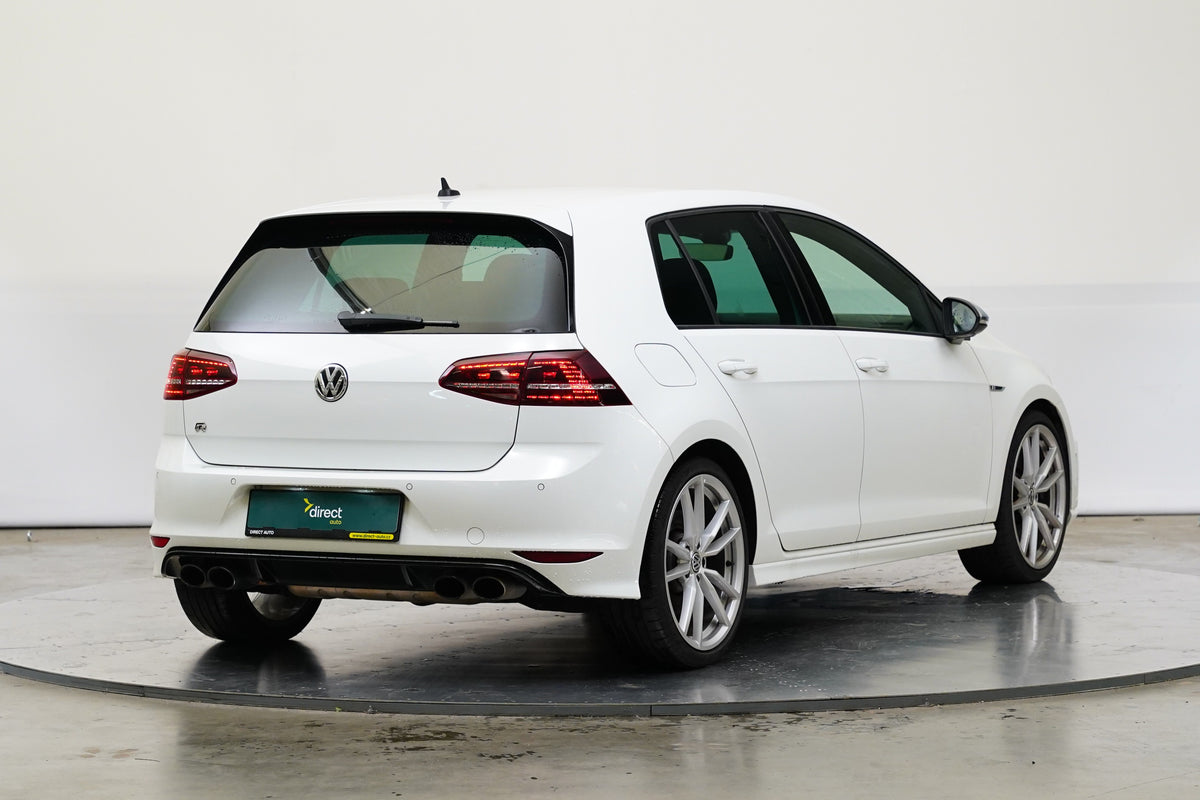 Volkswagen Golf 2.0 TSI 221 kW 4Motion R – foto 2