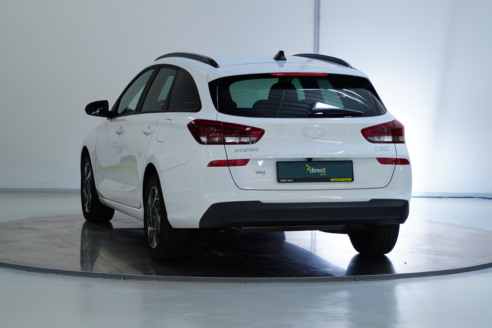 Hyundai i30 1.5 T-GDI 103 kW GO Czech! – foto 2