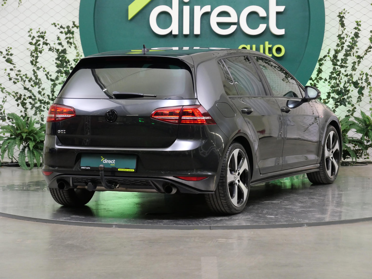 Volkswagen Golf 2.0 TSI 162 kW GTI