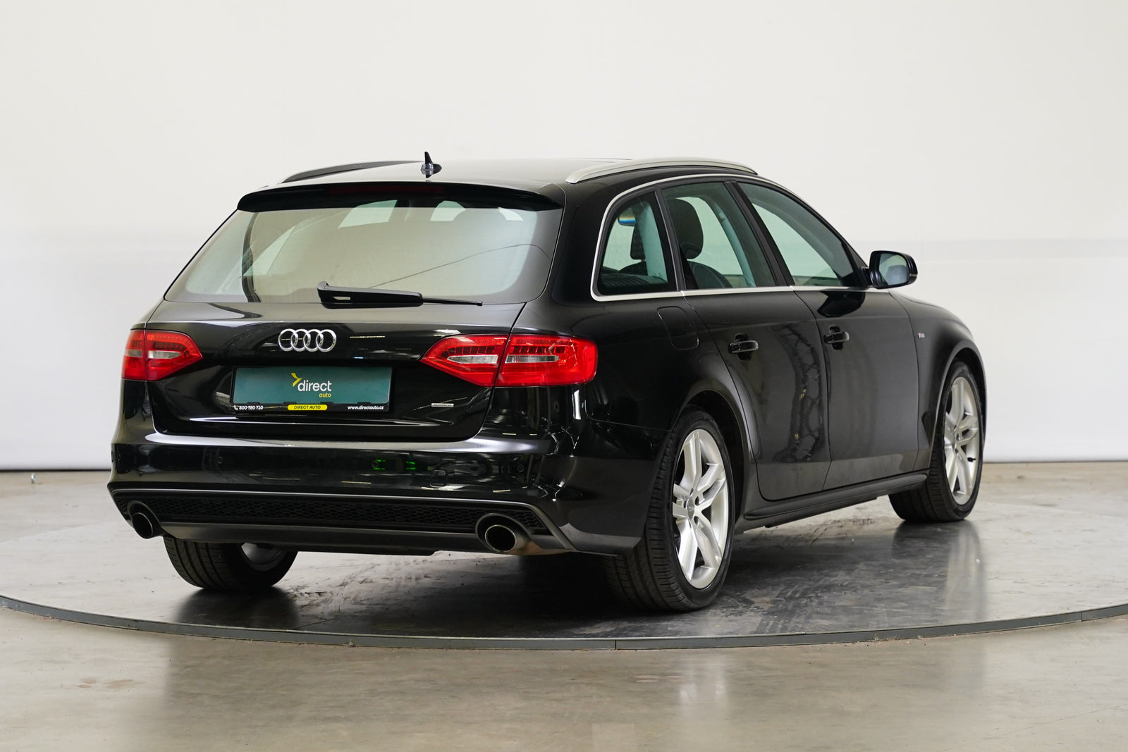 Audi A4 2.0 TFSI 165 kW Quattro S line – foto 2