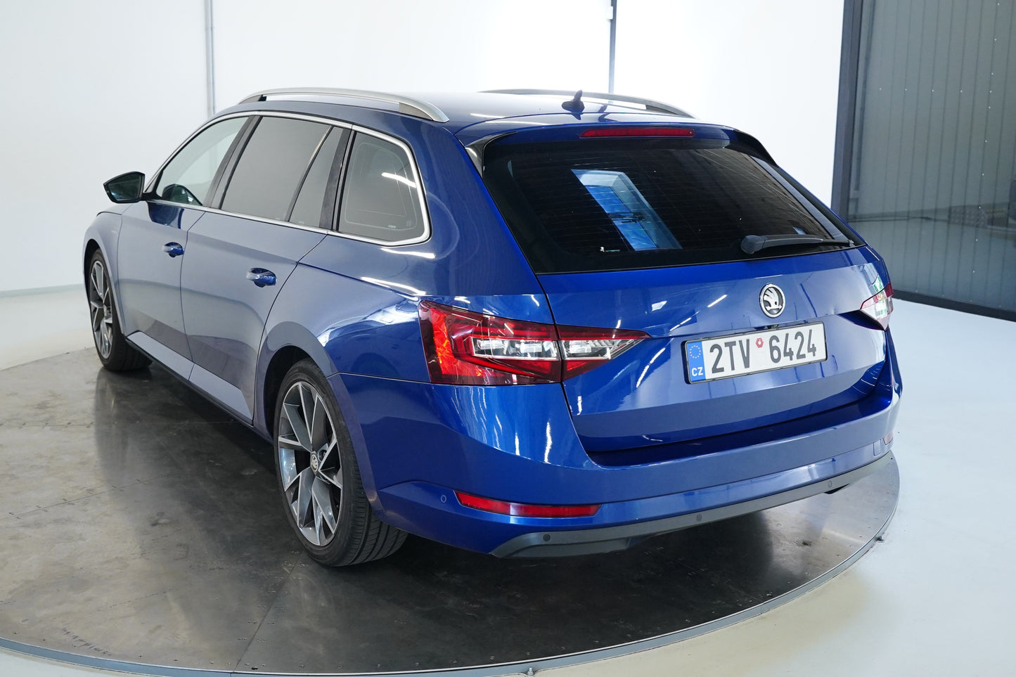 Škoda Superb 2.0 TDI 110 kW L&K 4x4