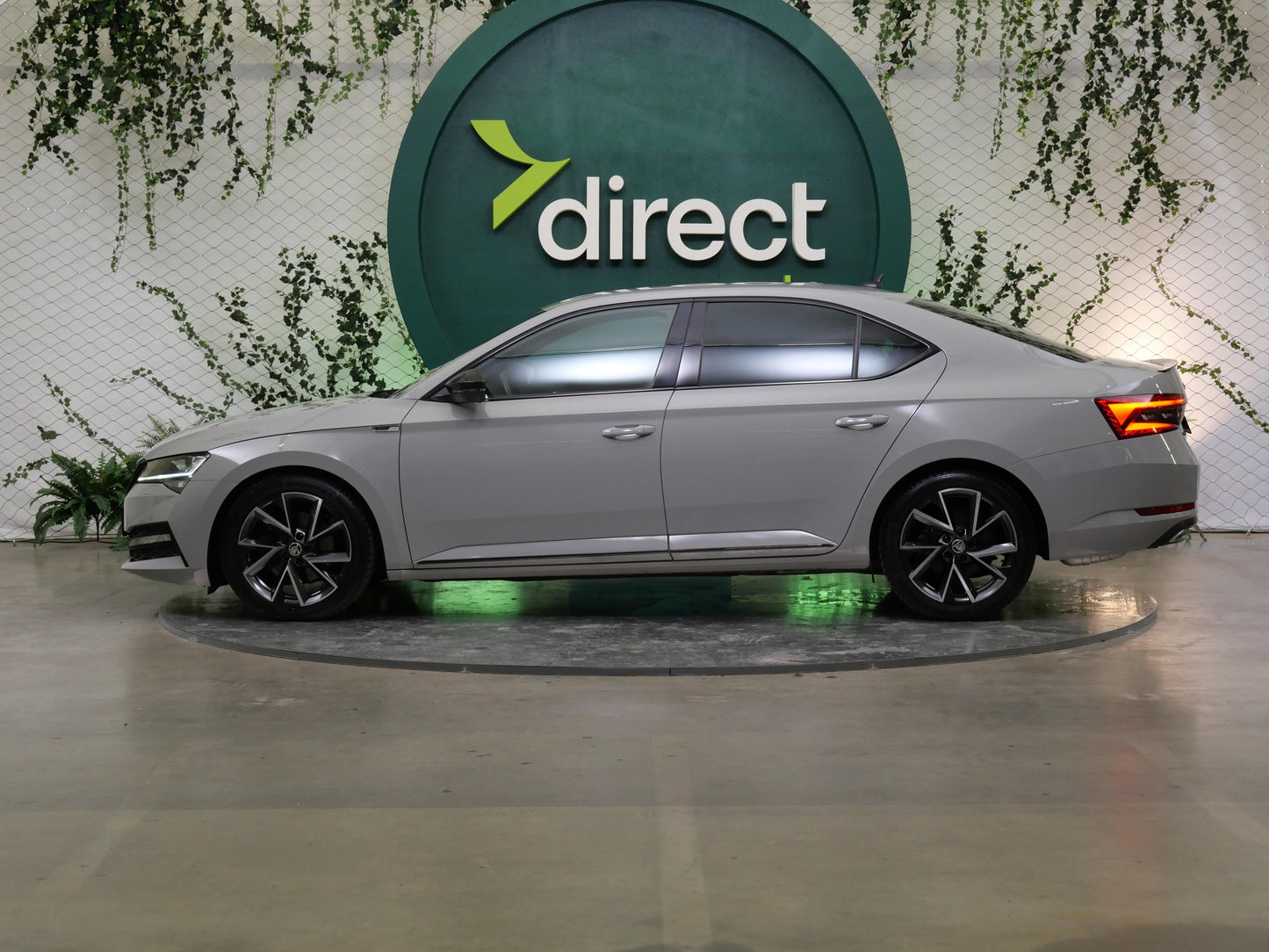 Škoda Superb 2.0 TSI 140 kW SportLine