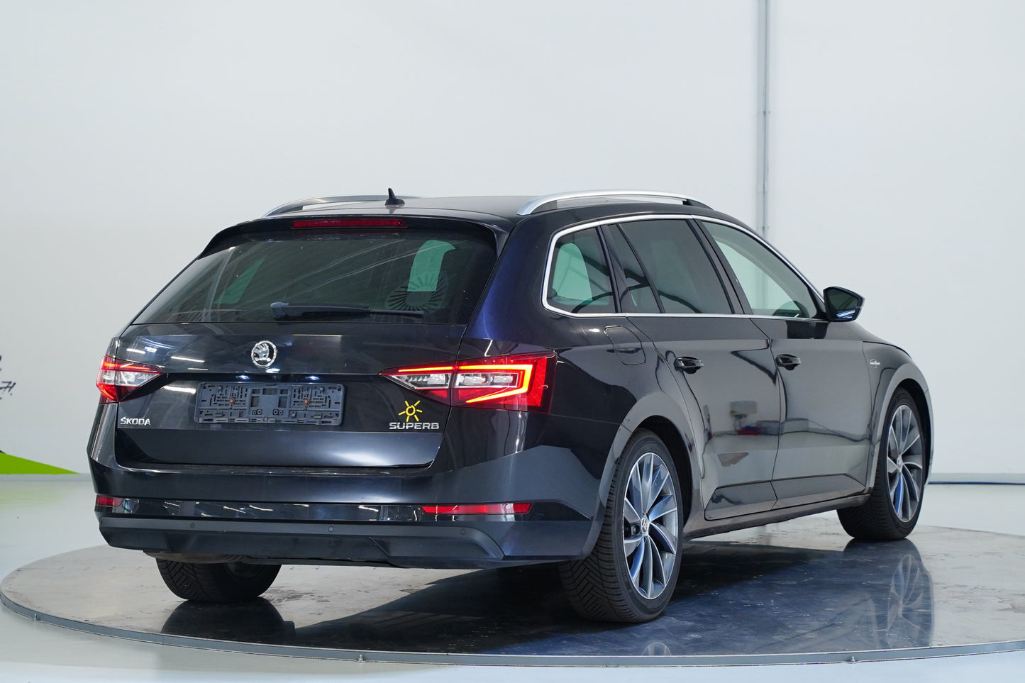 Škoda Superb 2.0 TDI 140 kW DSG L&K