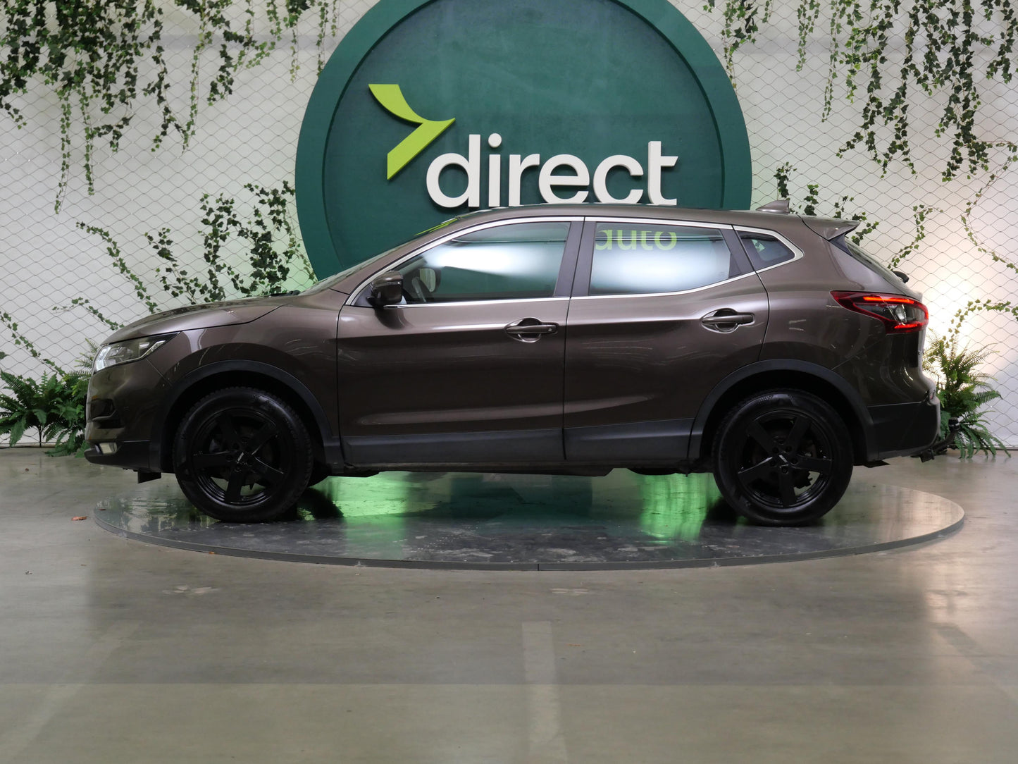 Nissan Qashqai 1.3 DIG-T 103 kW Shiro