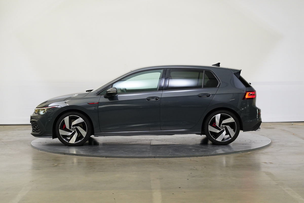 Volkswagen Golf 2.0 TSI 180 kW DSG GTI – foto 3