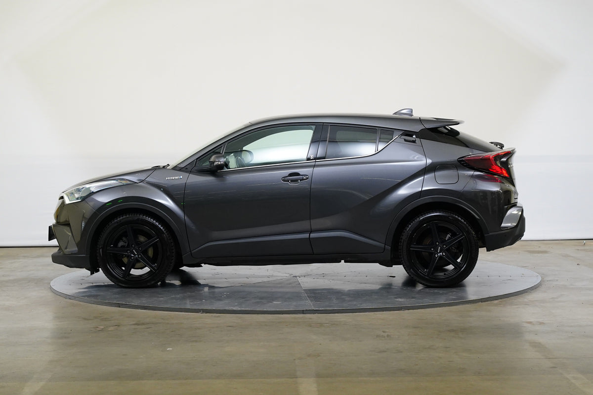 Toyota C-HR 1.8 Hybrid 90 kW Team D