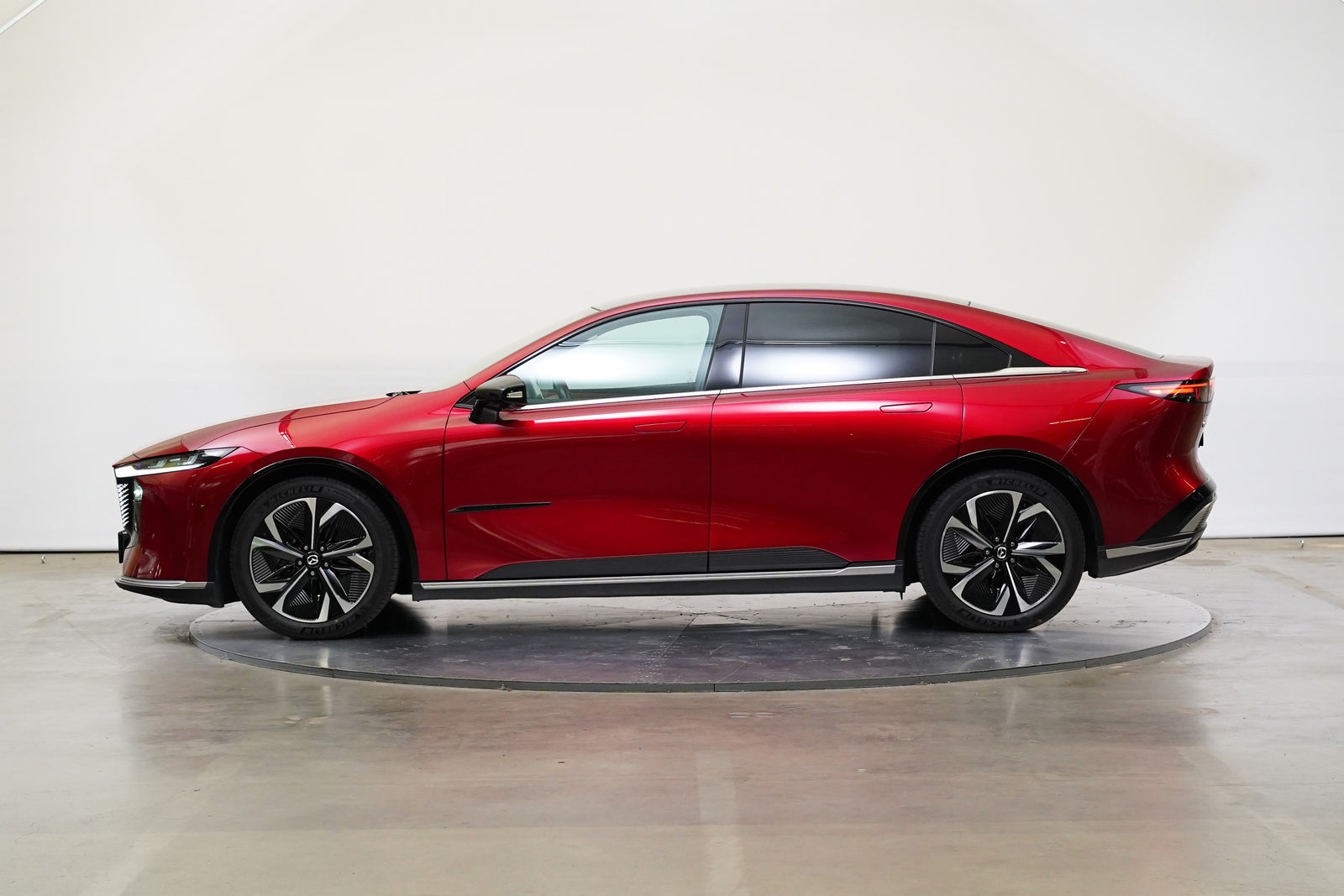 Mazda 6 6E – foto 3
