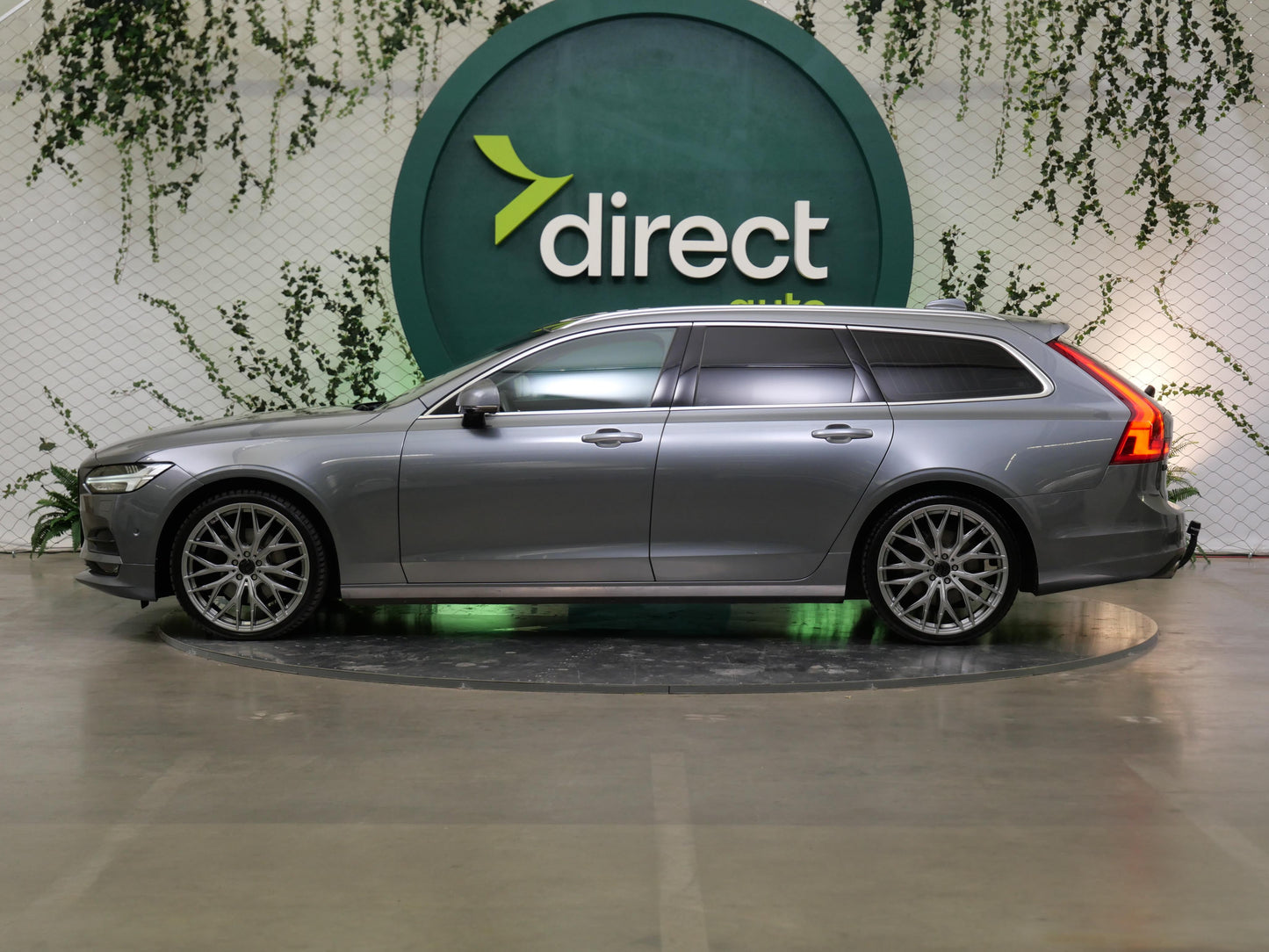 Volvo V90 D4 140 kW Momentum