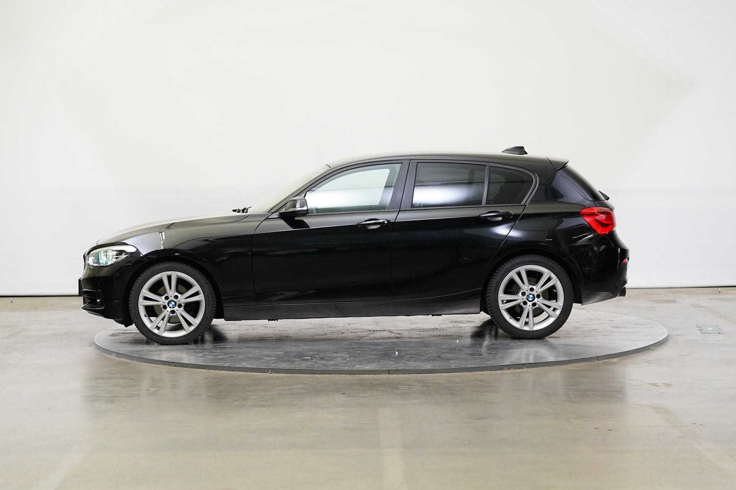 BMW Řada 1 120i 135 kW Sport Line