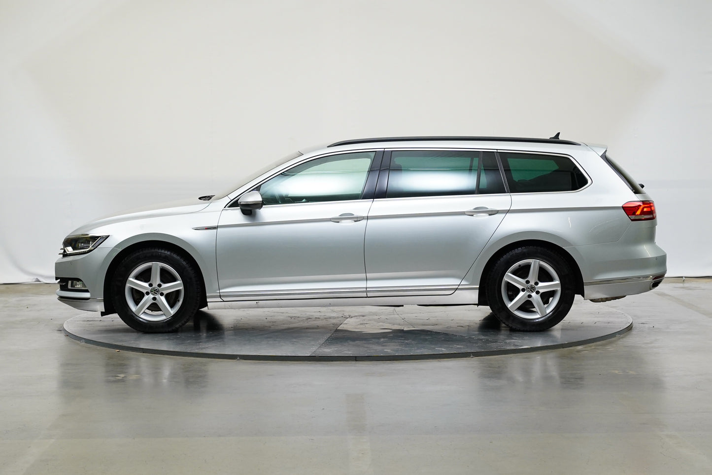 Volkswagen Passat 2.0 TDI 140 kW 4x4 Comfortline