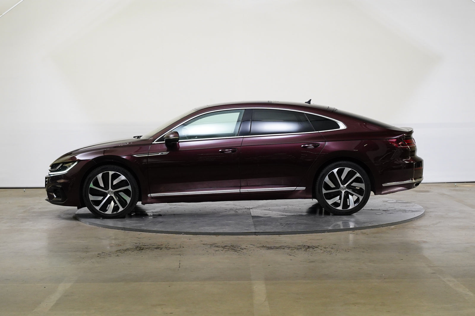 Volkswagen Arteon 2.0 TSI 140 kW R-Line – foto 3