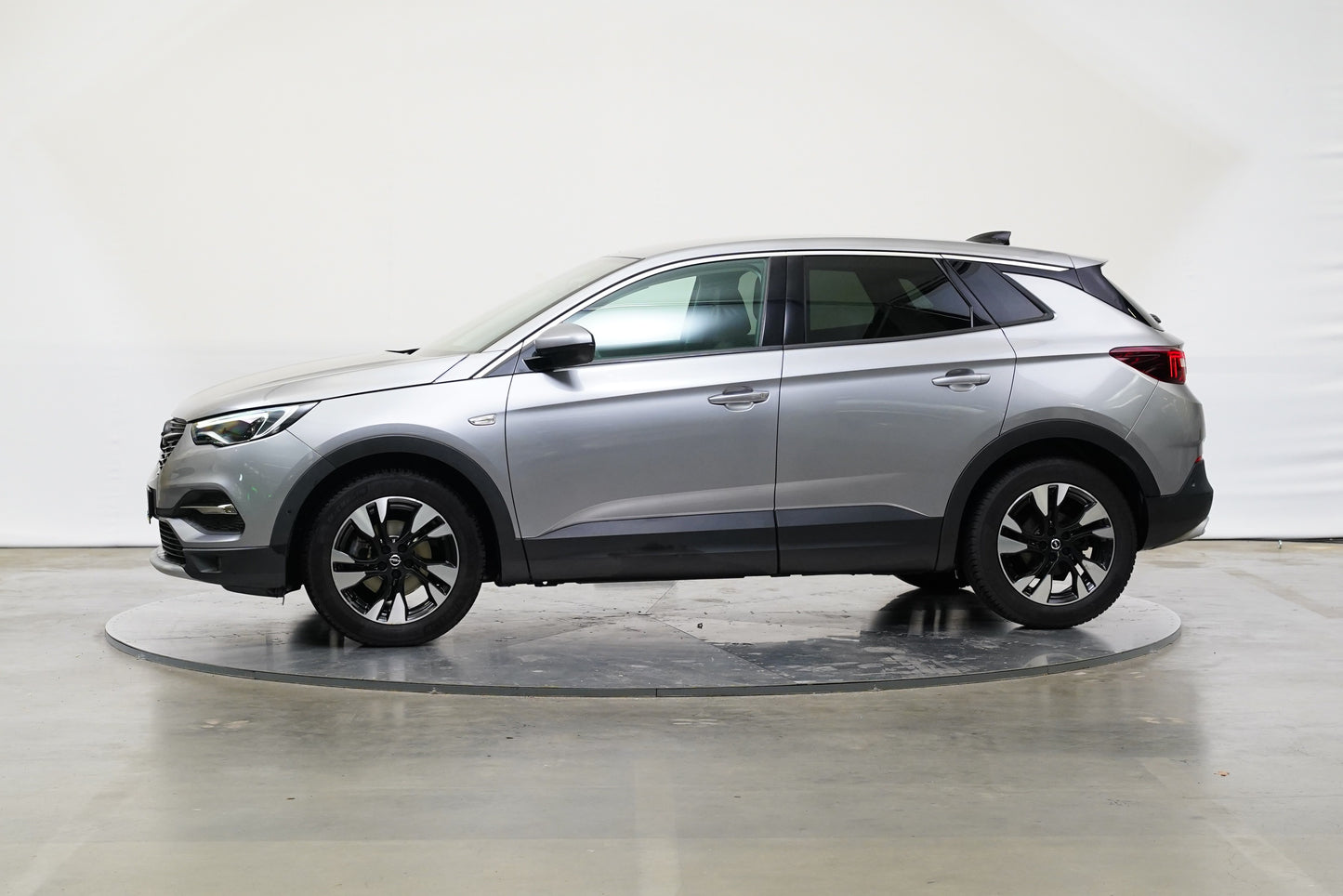 Opel Grandland X 1.2 Turbo 96 kW Business