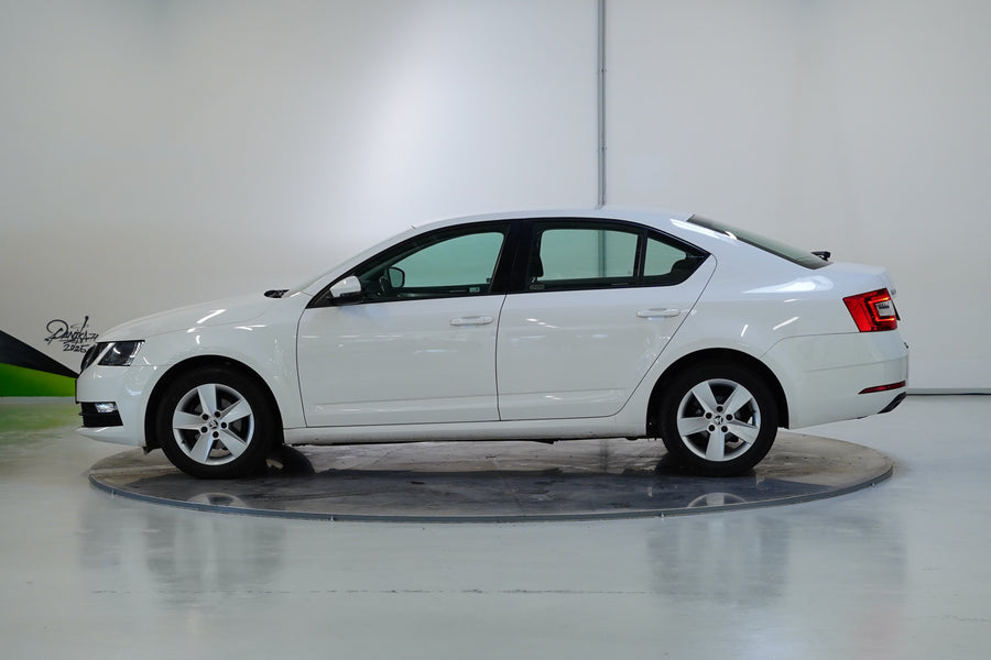 Škoda Octavia 1.6 TDI 85 kW Ambition Plus – foto 3