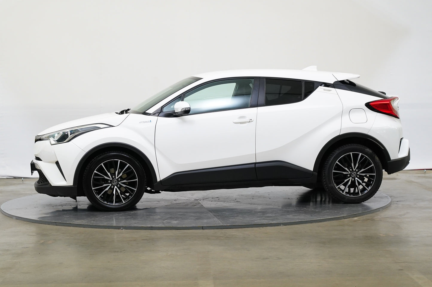 Toyota C-HR 1.8 Hybrid 90 kW Flow