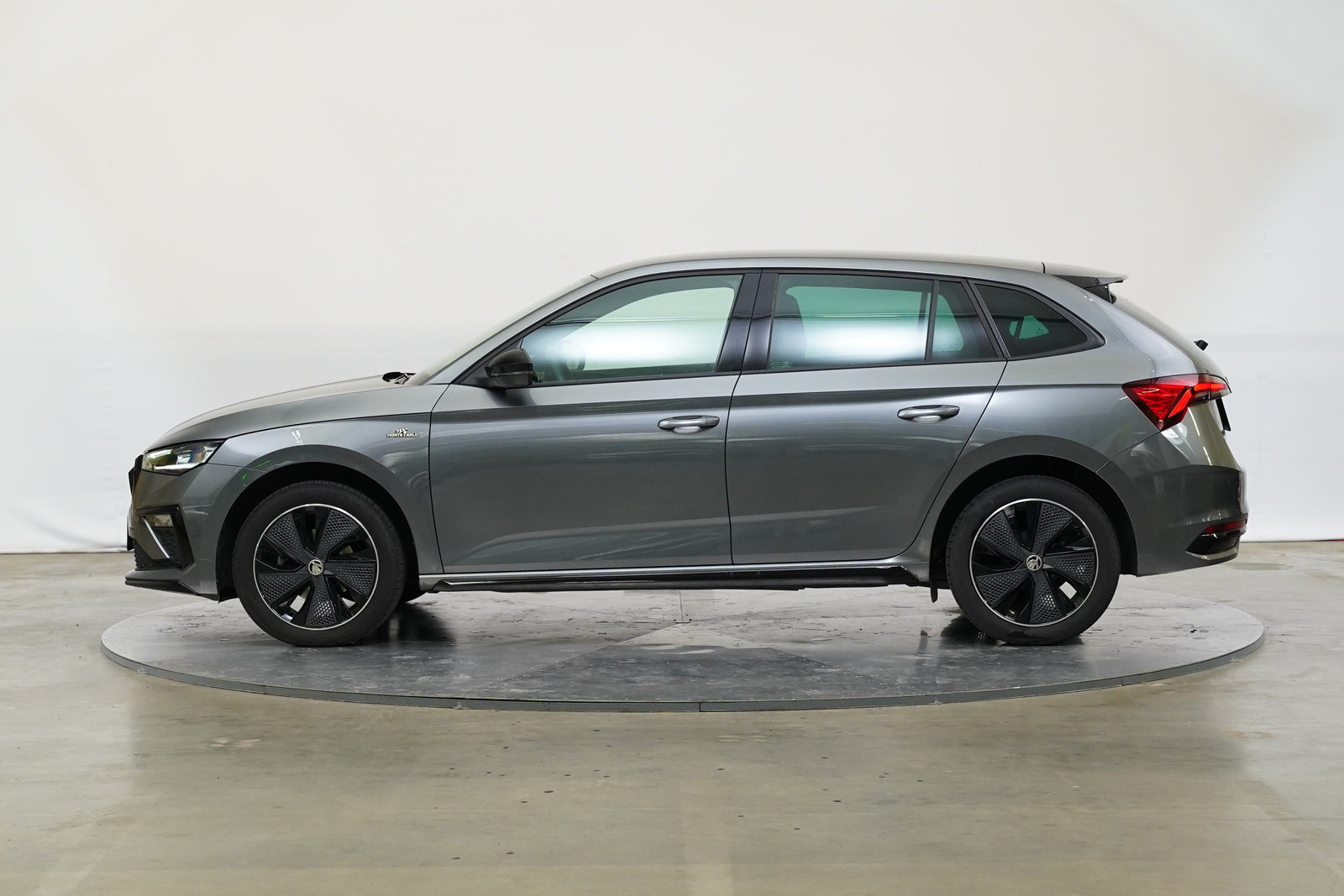 Škoda Scala 1.0 TSI 85 kW Monte Carlo – foto 3