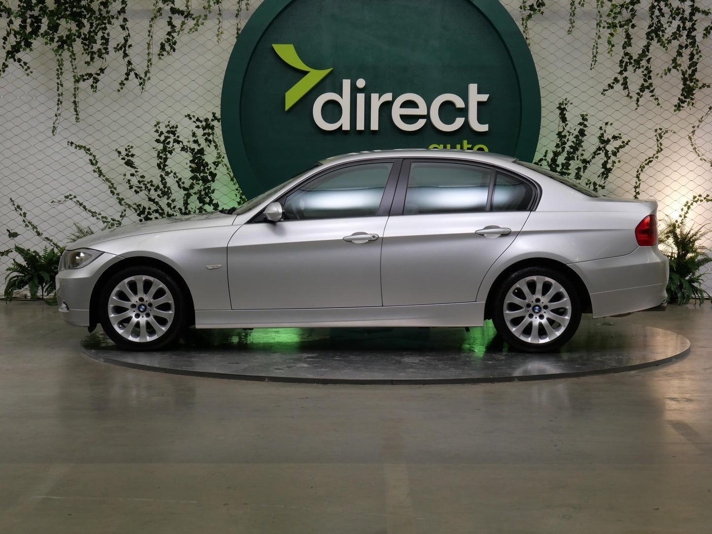 BMW 3 Series 318i 95 kW