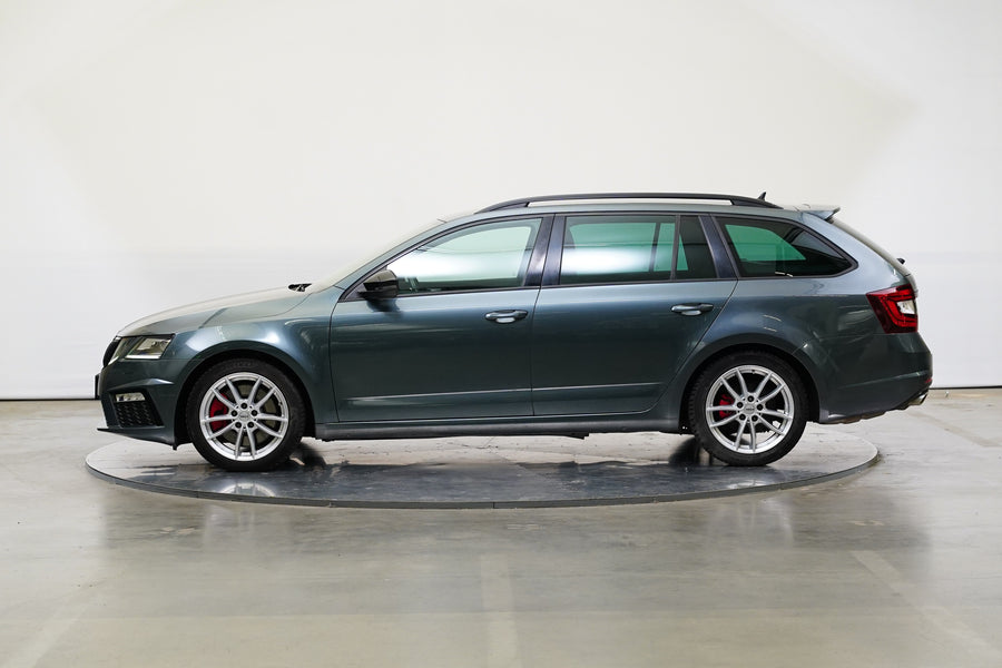 Škoda Octavia 2.0 TSI 169 kW RS – foto 3