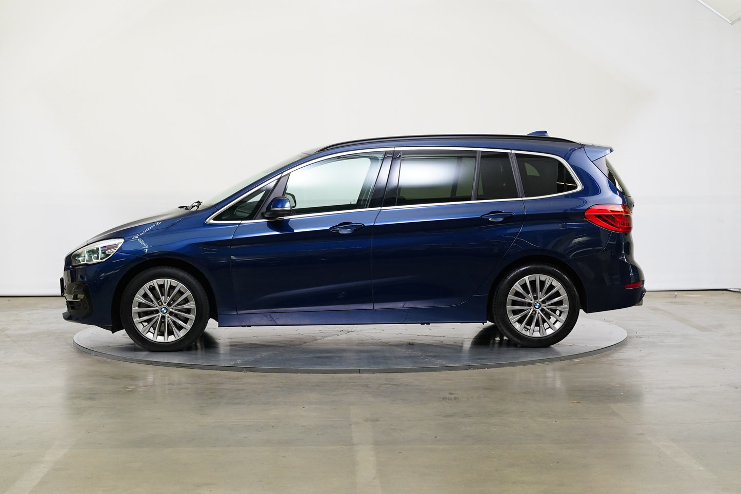 BMW Řada 2 218d 110 kW xDrive Luxury