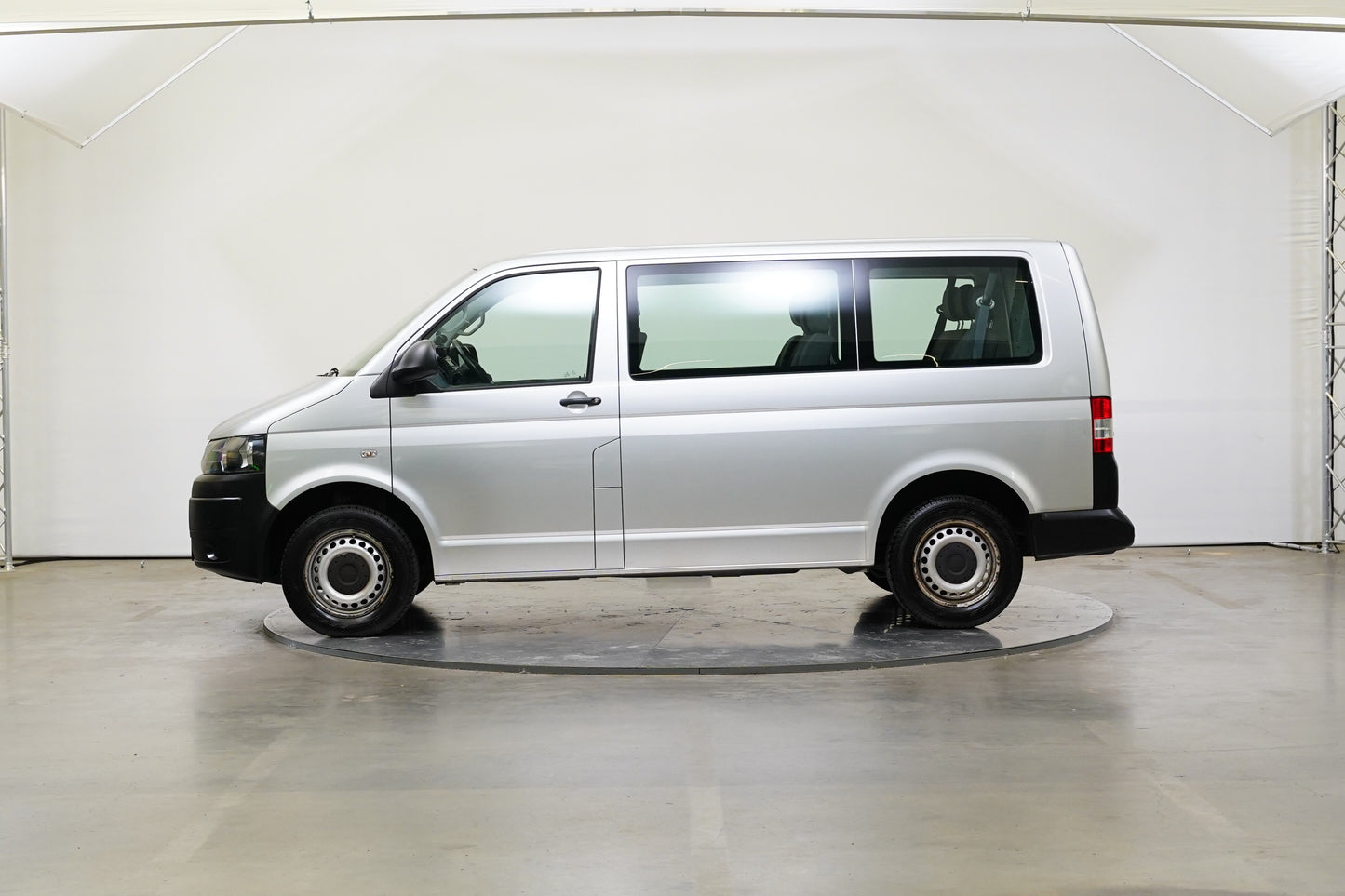 Volkswagen Transporter 2.0 TDI 103 kW 9 míst
