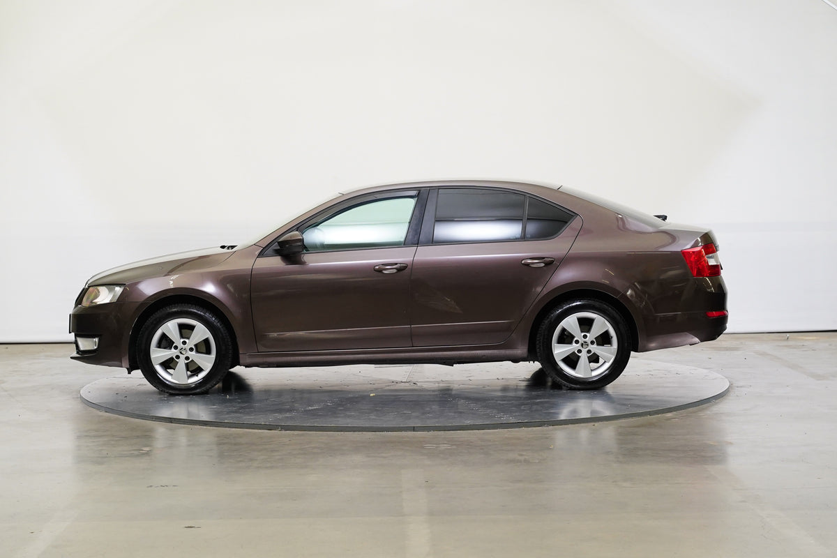 Škoda Octavia 1.6 TDI 77 kW Elegance