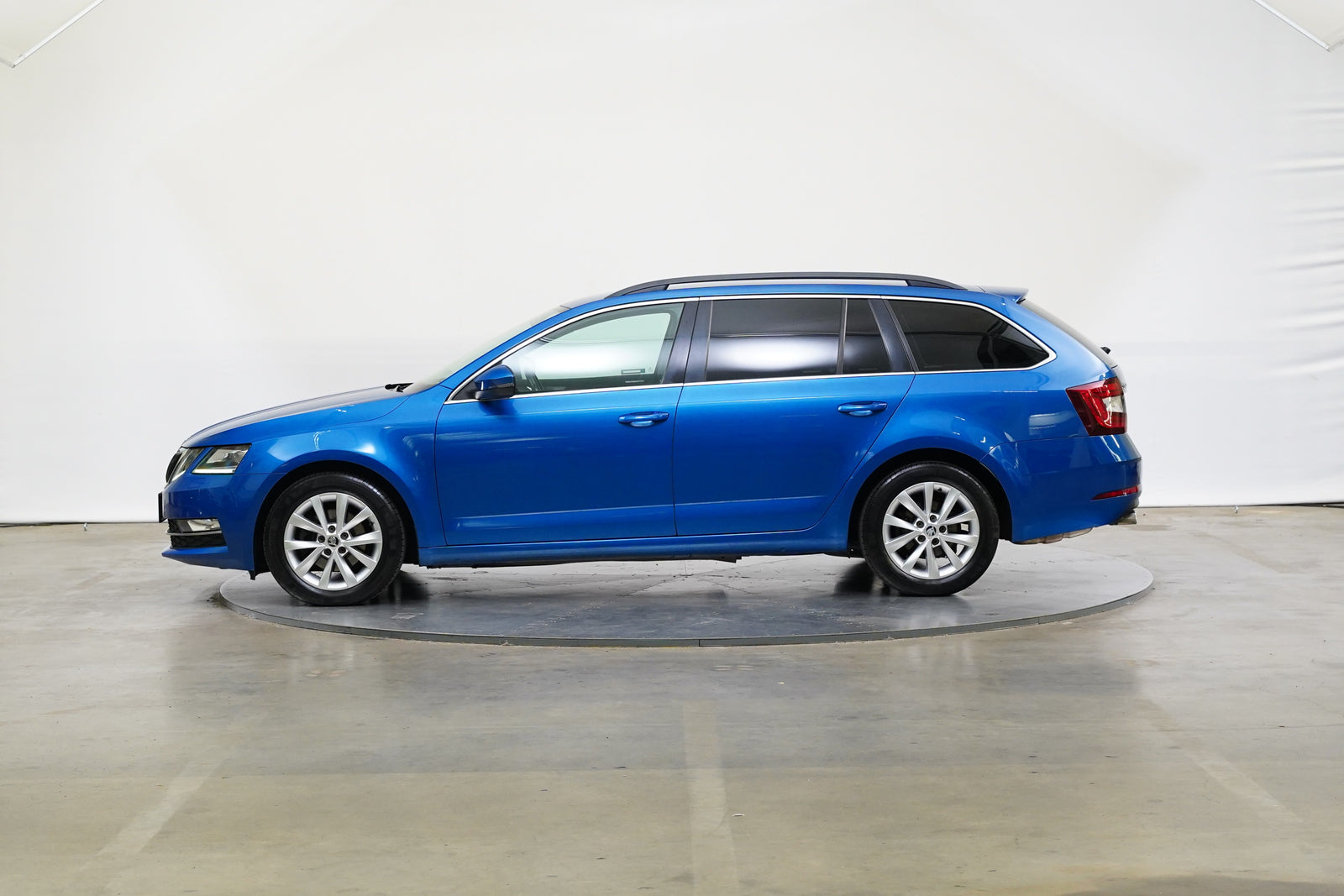 Škoda Octavia 2.0 TDI 110 kW 4x4 Style – foto 3