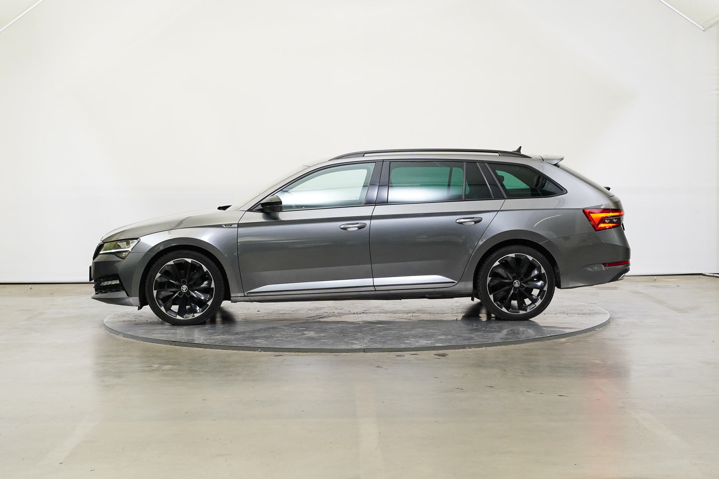 Škoda Superb 1.4 TSI iV 115 kW Sportline