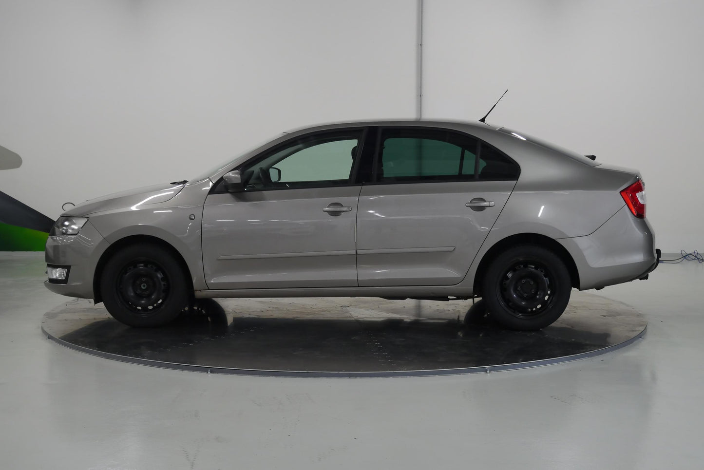 Škoda Rapid 1.6 TDI 77 kW Elegance Extra+