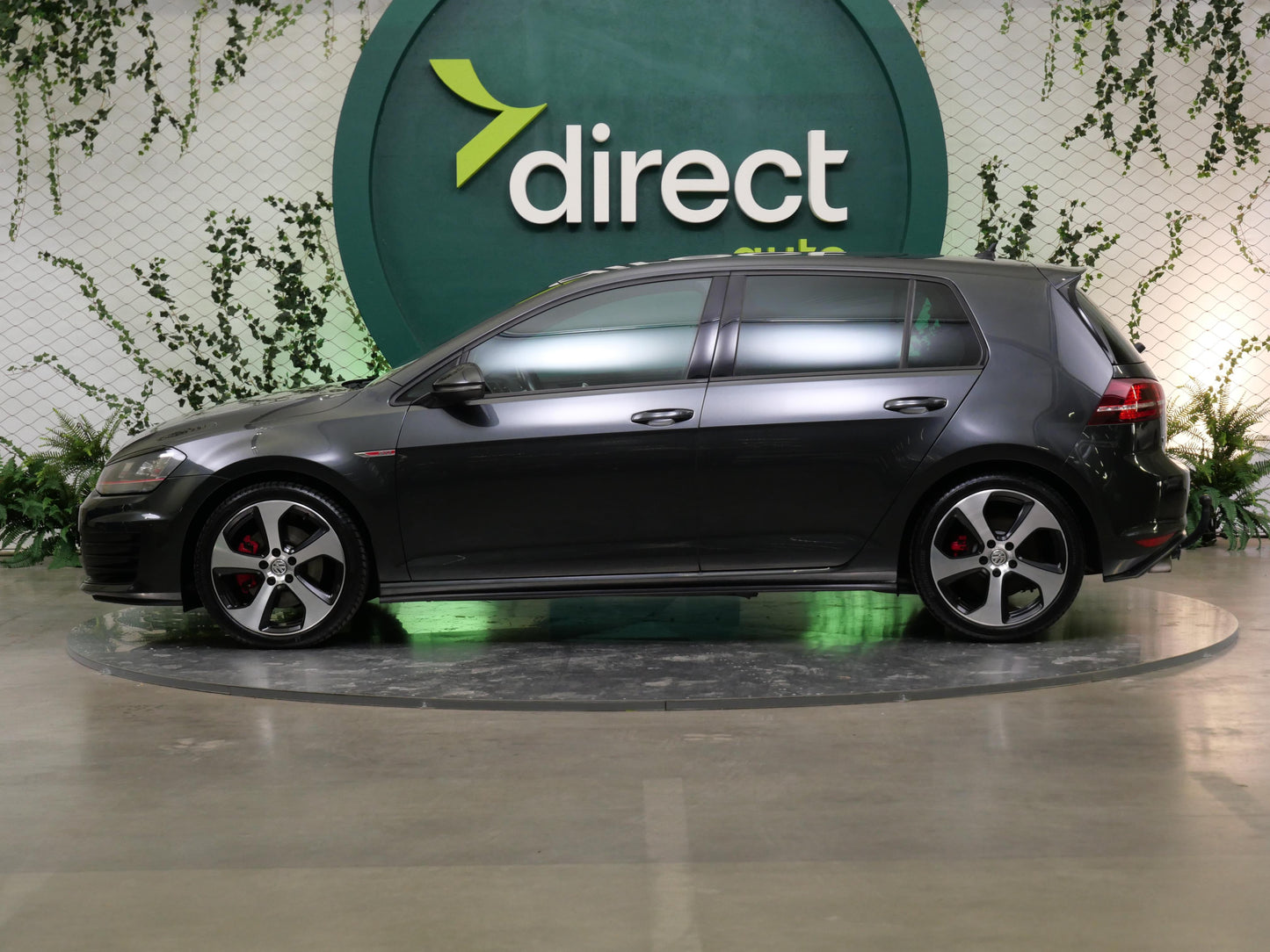 Volkswagen Golf 2.0 TSI 162 kW GTI