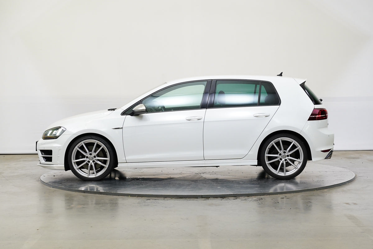 Volkswagen Golf 2.0 TSI 221 kW 4Motion R – foto 3