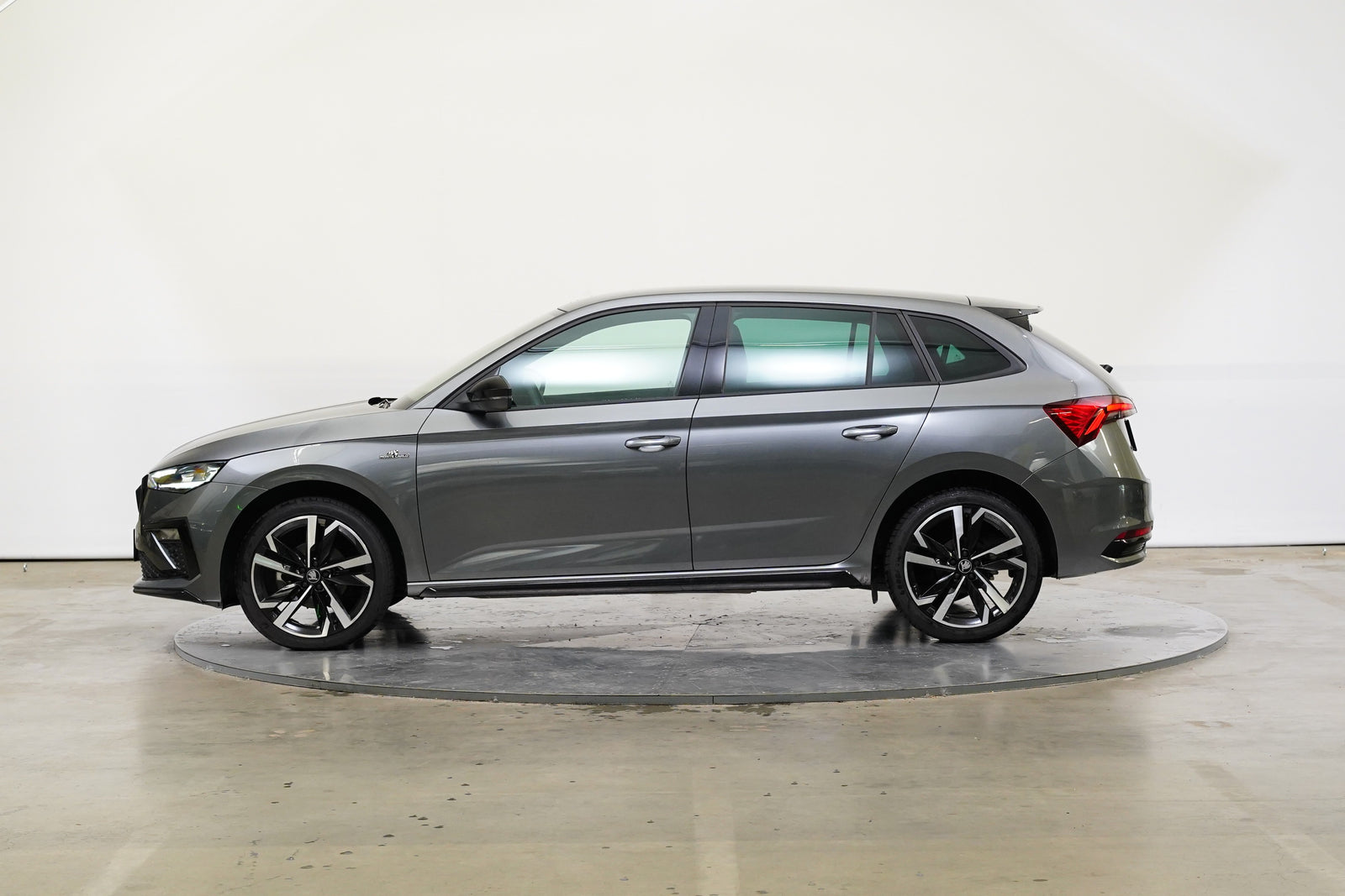 Škoda Scala 1.5 TSI 110 kW DSG MonteCarlo – foto 3