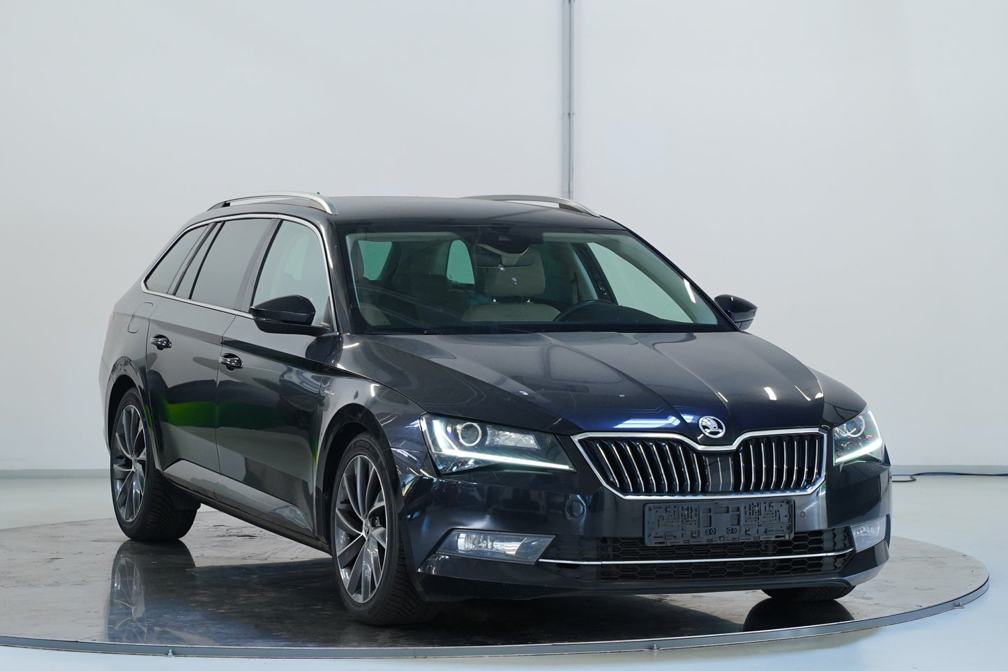 Škoda Superb 2.0 TDI 140 kW DSG L&K