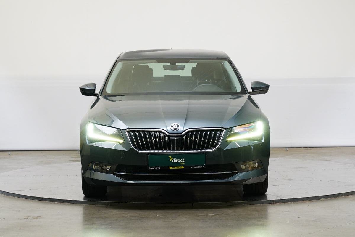 Škoda Superb 2.0 TDI 110 kW – foto 4