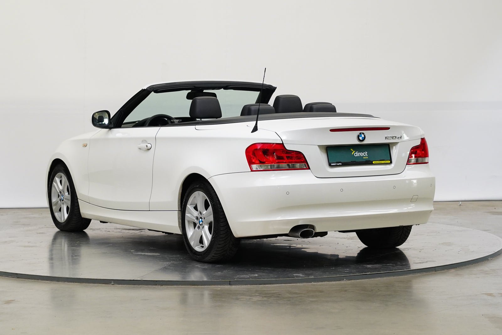 BMW Řada 1 120d 130 kW Cabrio – foto 4