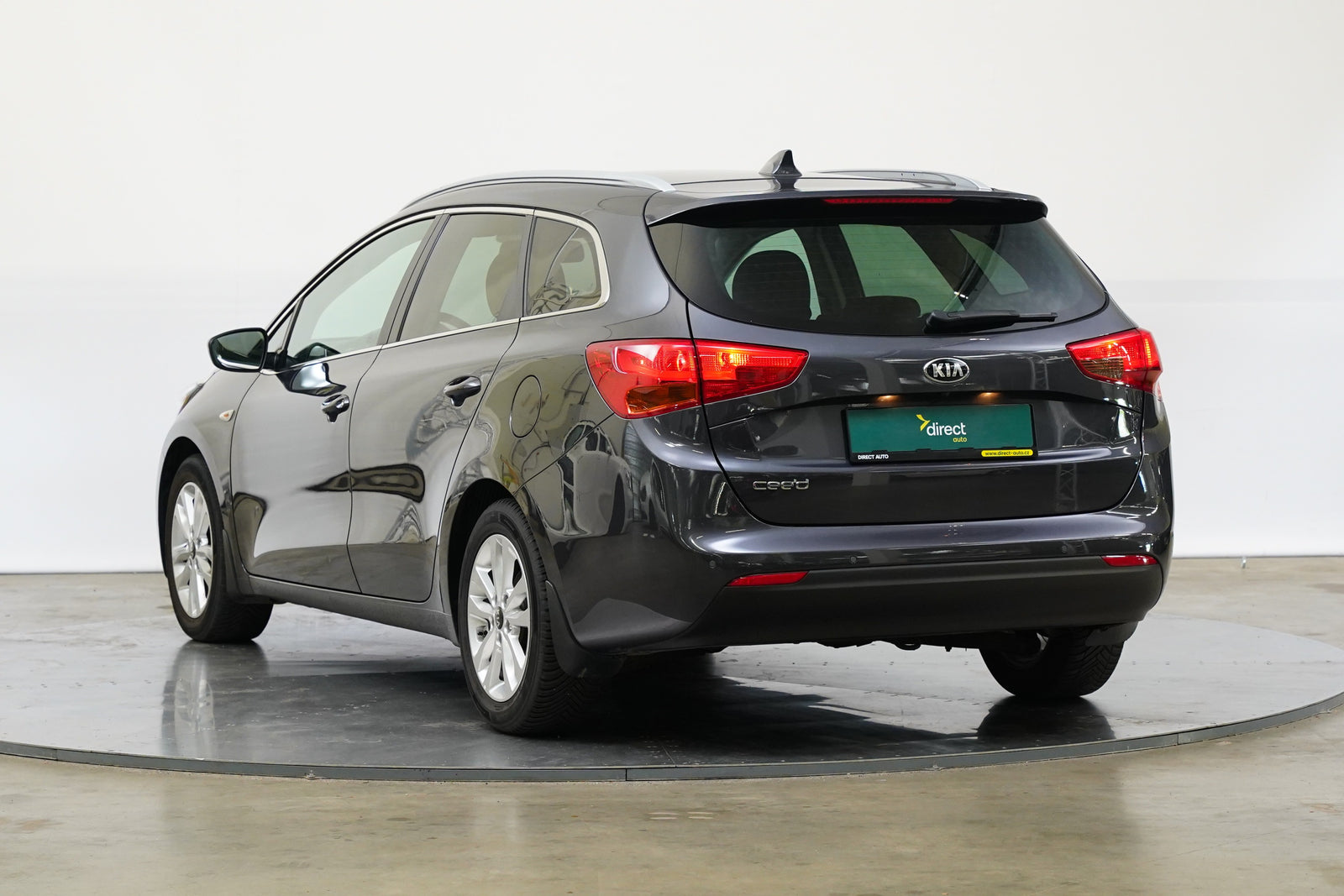 Kia Ceed 1.6 GDI 99 kW – foto 4
