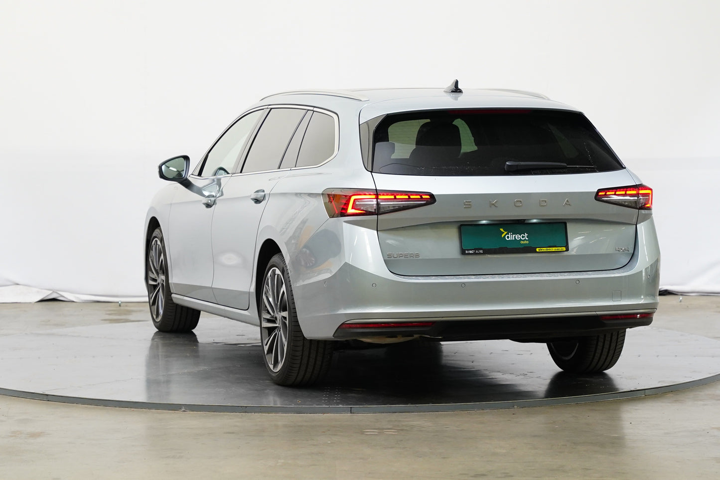 Škoda Superb 2.0 TDI 110 kW L&K