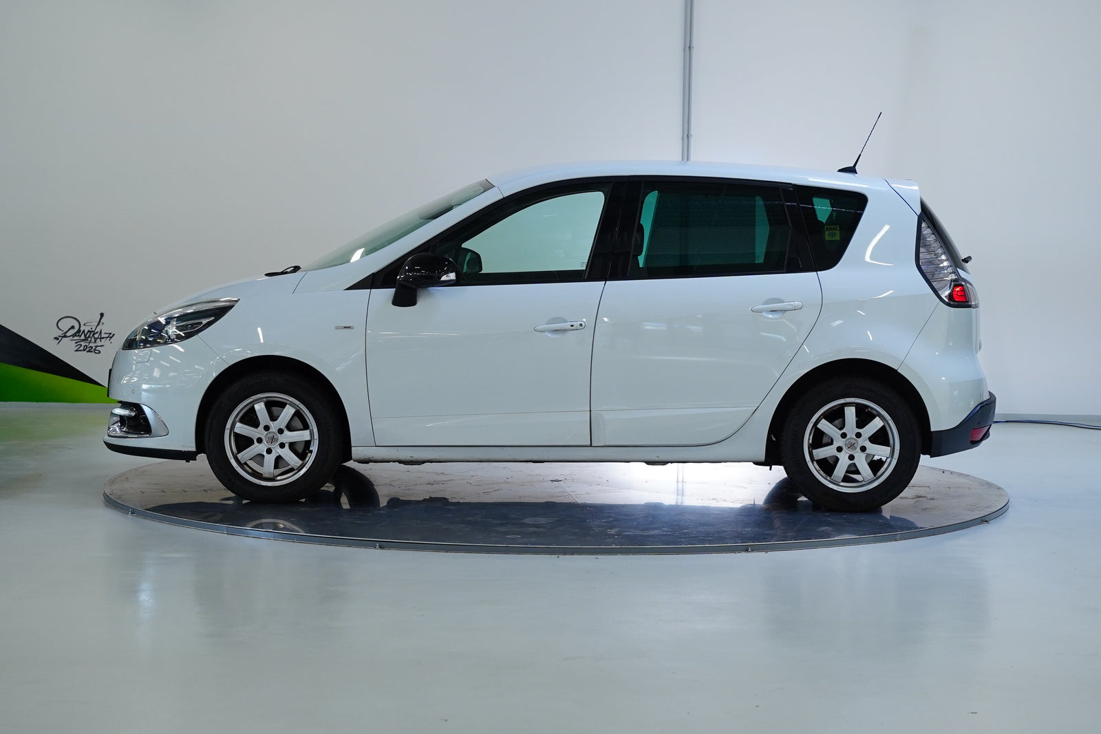 Renault Scénic 1.4 TCE 96 kW Bose Edition – foto 3