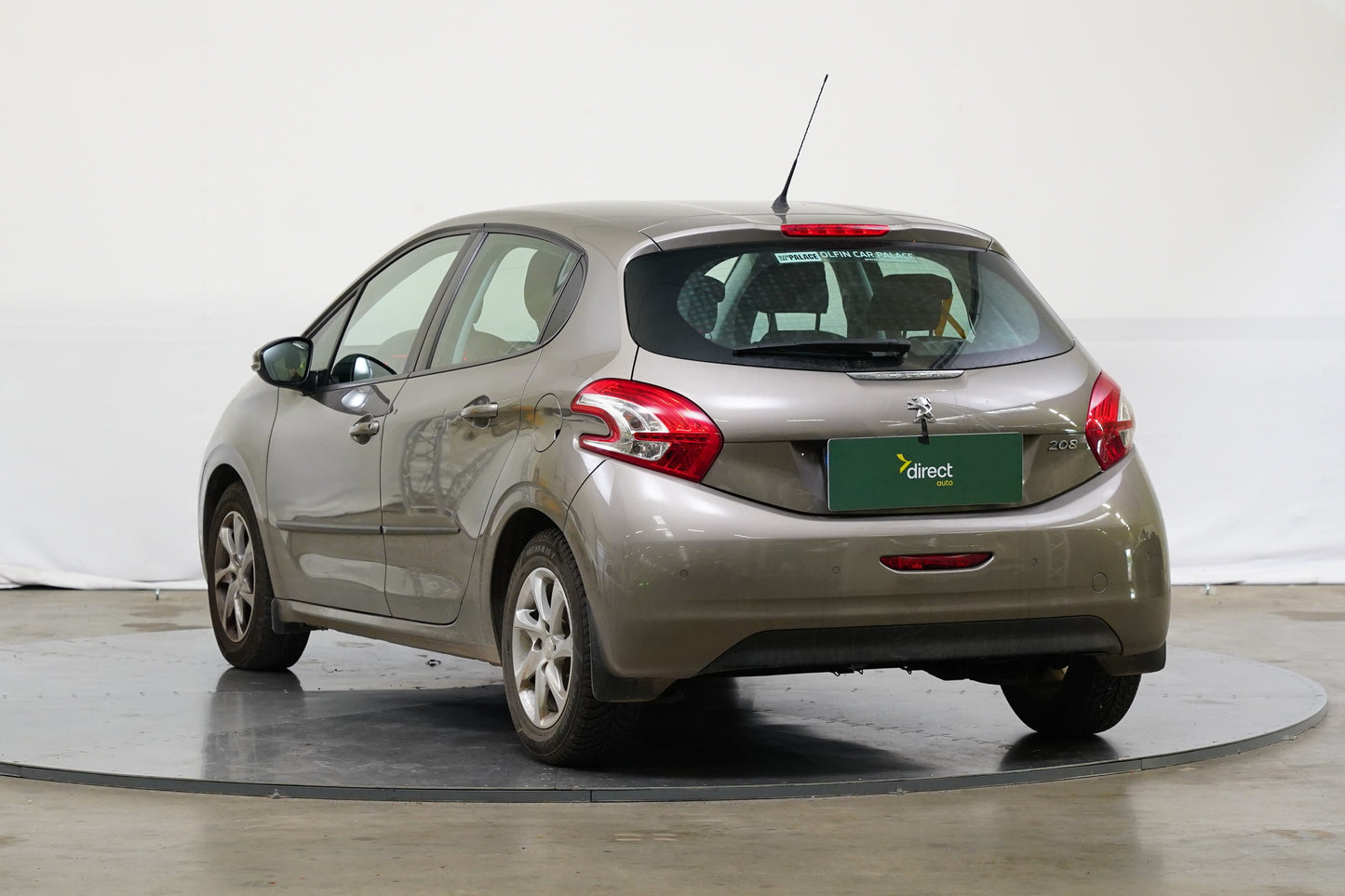Peugeot 208 1.2i 60 kW