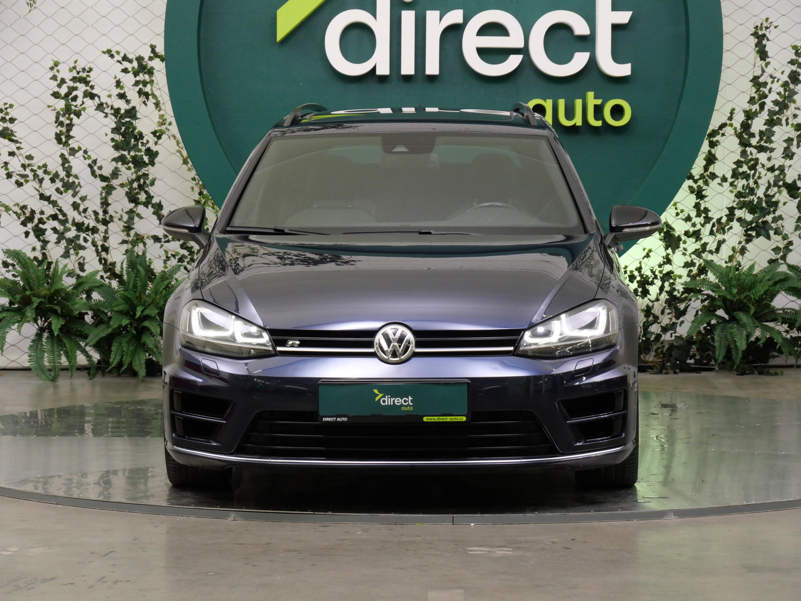 Volkswagen Golf 2.0 TSI 221 kW 4Motion "R" – foto 4