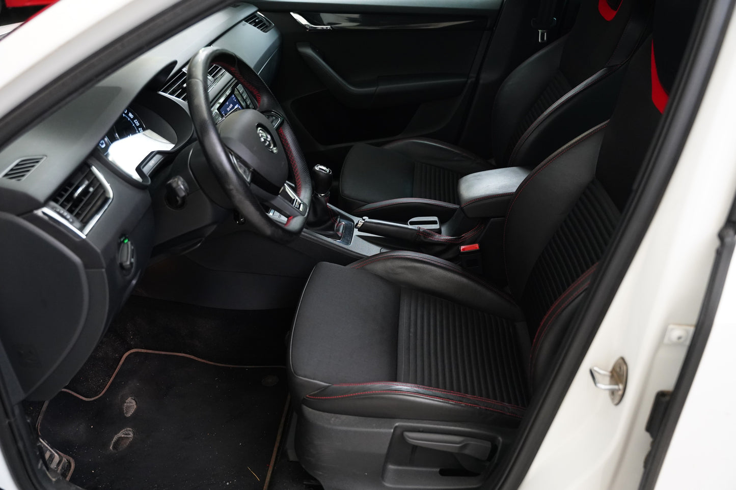 Škoda Octavia 2.0 TSI 162 kW RS