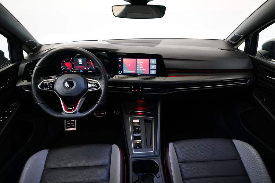 Volkswagen Golf 2.0 TSI 180 kW DSG GTI – foto 5