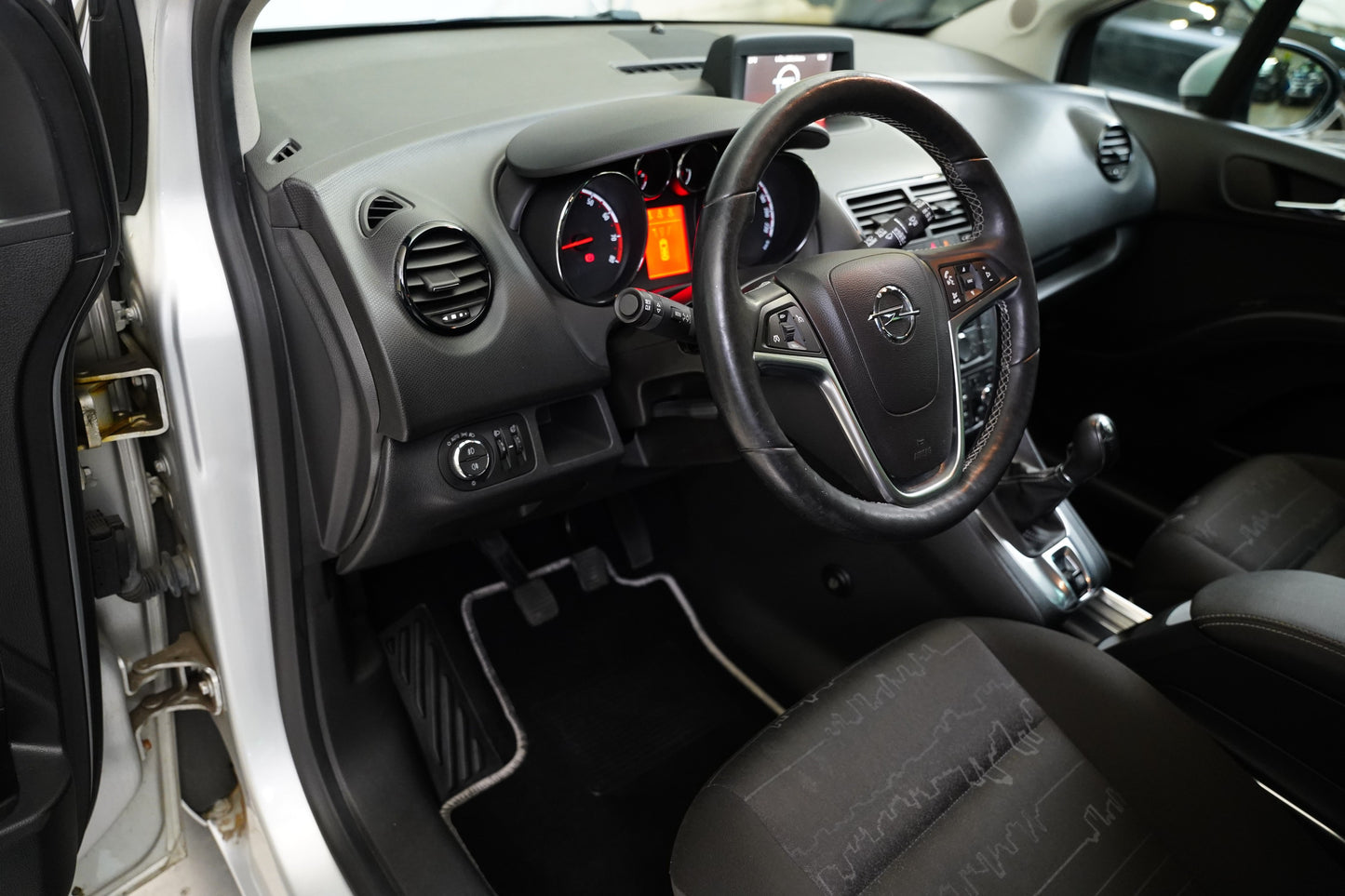 Opel Meriva 1.4 i 88 kW