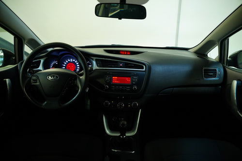 Kia Ceed 1.4 CVVT 74 kW – foto 5