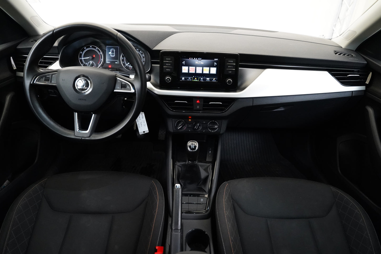 Škoda Scala 1.0 TSI 70 kW Ambition – foto 5