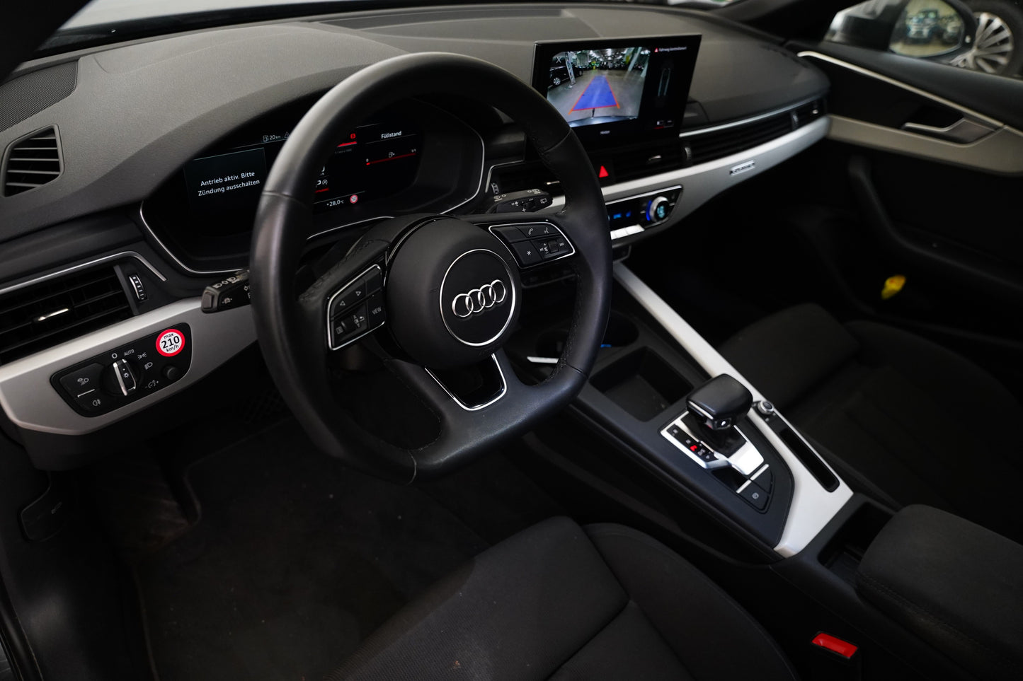 Audi A4 40 TFSI 150 kW quattro S line