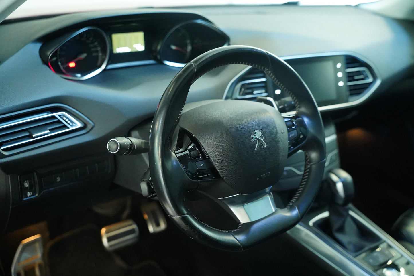 Peugeot 308 1.5 Blue-HDi 96 kW Allure
