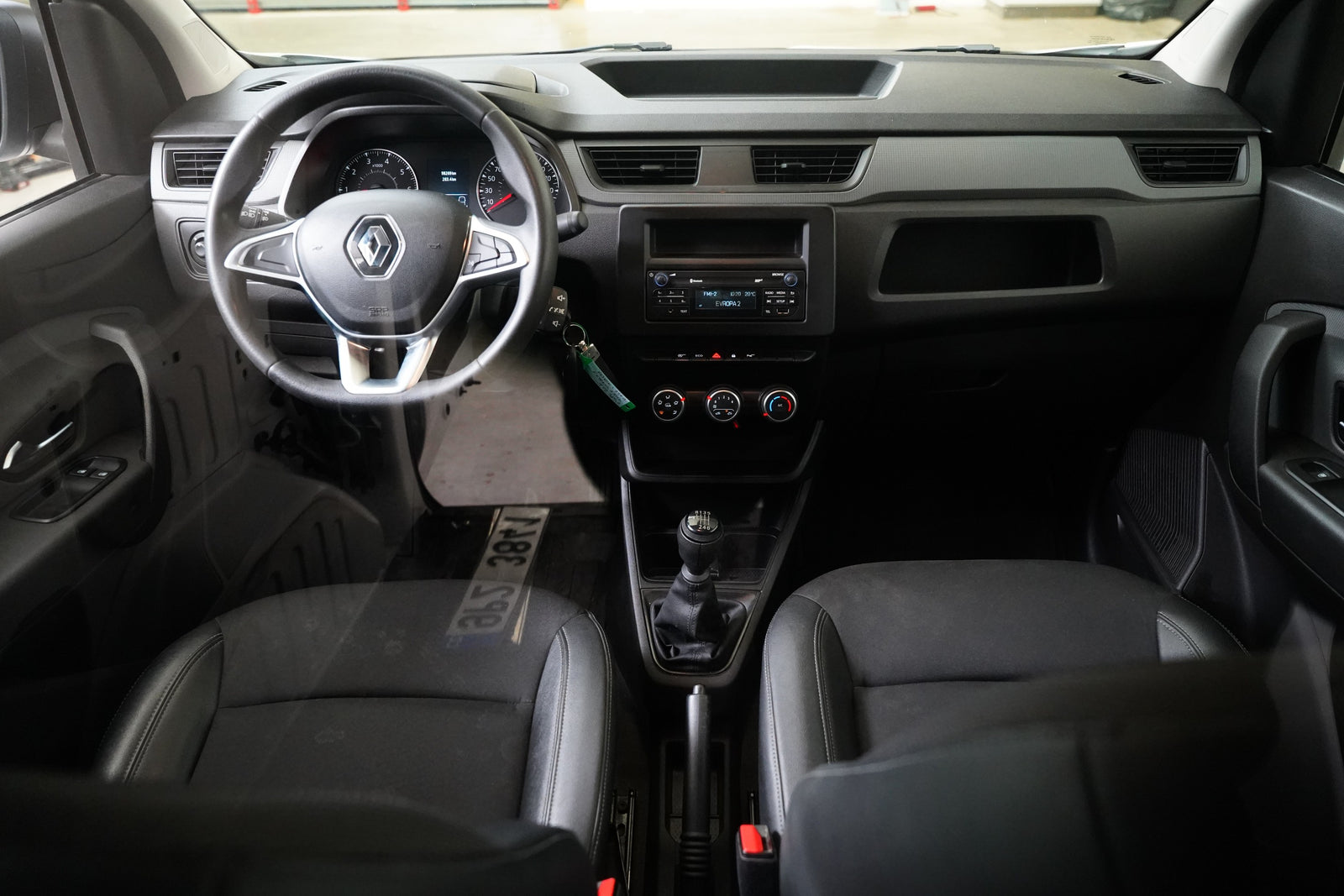 Renault Express 1.3 TCe 75 kW – foto 5