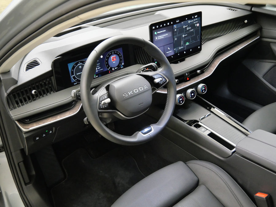 Škoda Superb 2.0 TDI 142 kW DSG 4x4 L&K – foto 5