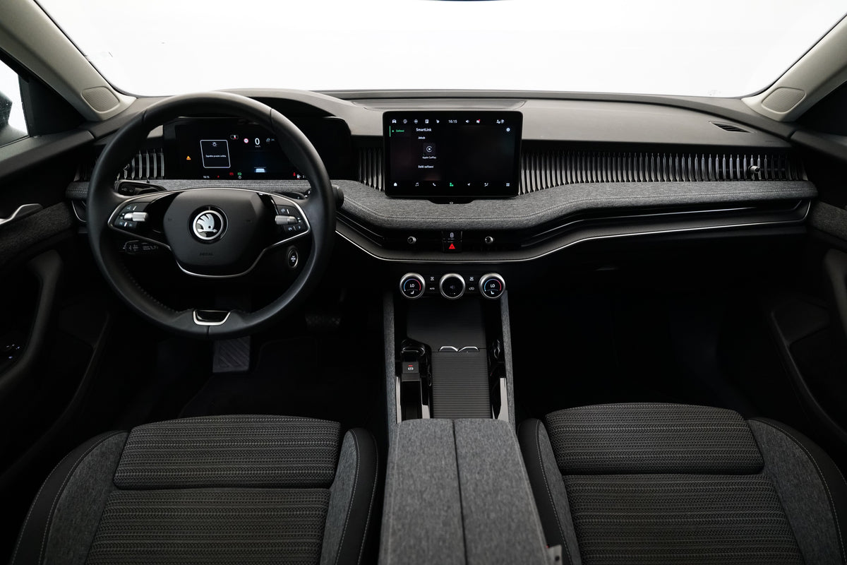Škoda Superb 2.0 TDI 110kW Selection – foto 5