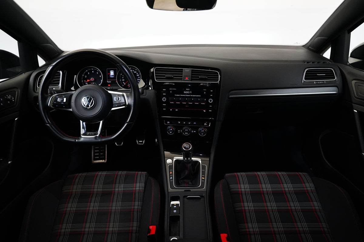 Volkswagen Golf 2.0 TSI 169 kW GTI