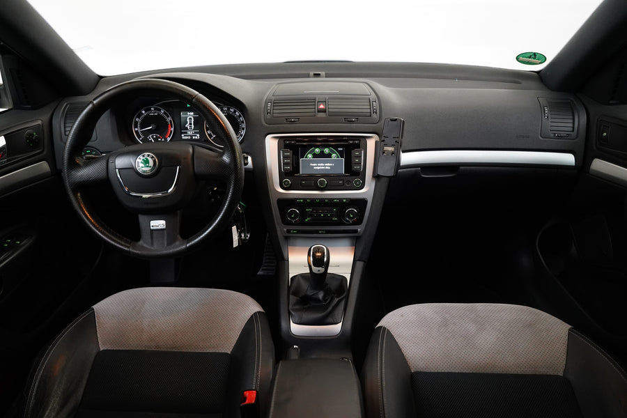 Škoda Octavia 2.0 TSI 147 kW RS – foto 5
